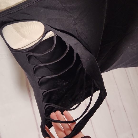 Torrid Short Sleeve Distressed Tee - Picture 4 of 9